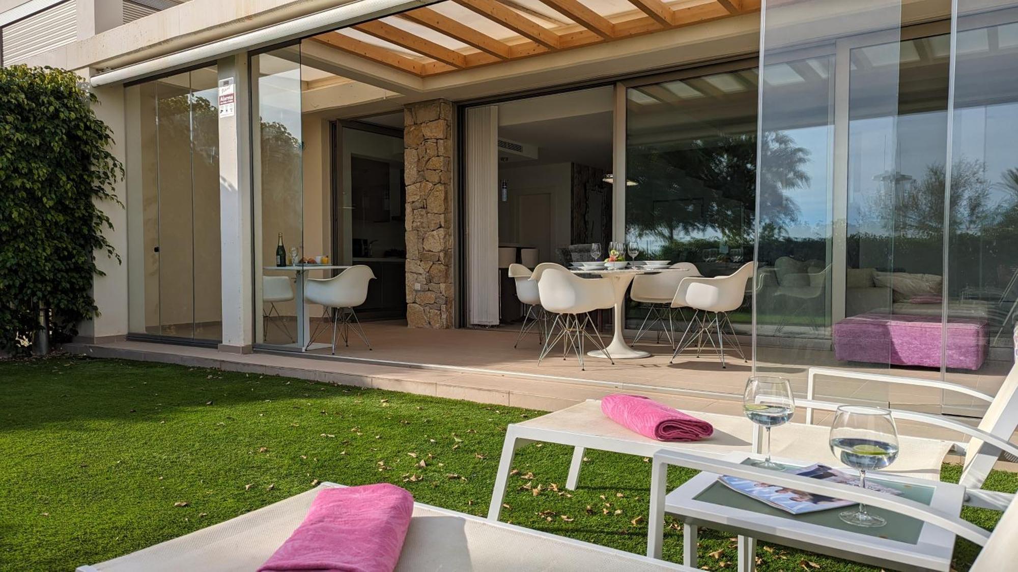 ויאחויוסה Paradise Beachfront Luxury Villa מראה חיצוני תמונה